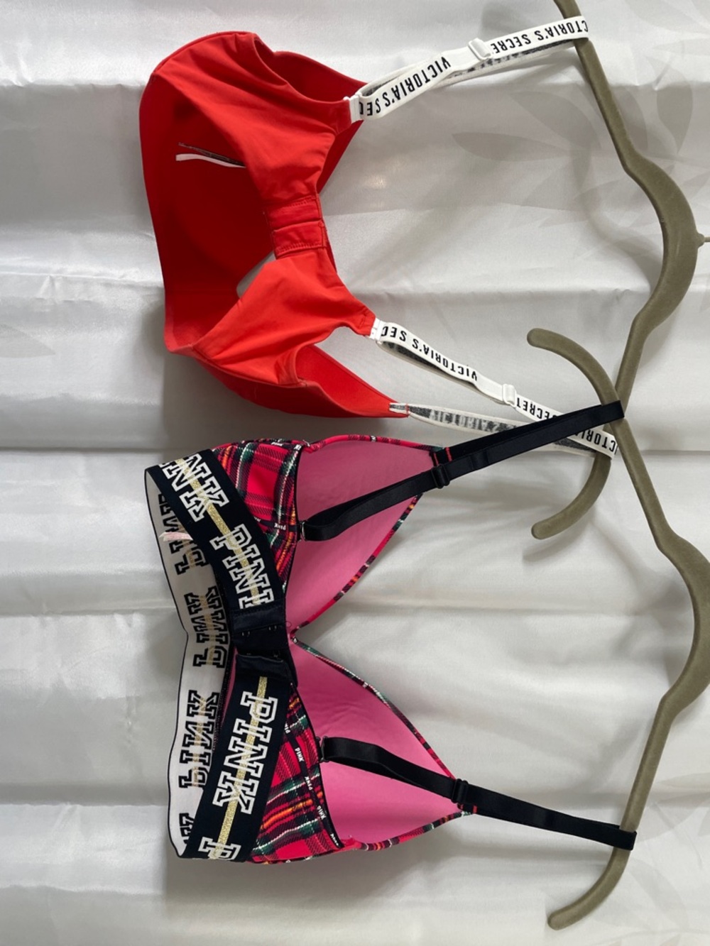 PINK Victoria's Secret Red Plaid Push-Up & Solid Red Logo Strap Bras - Picture 4 of 4